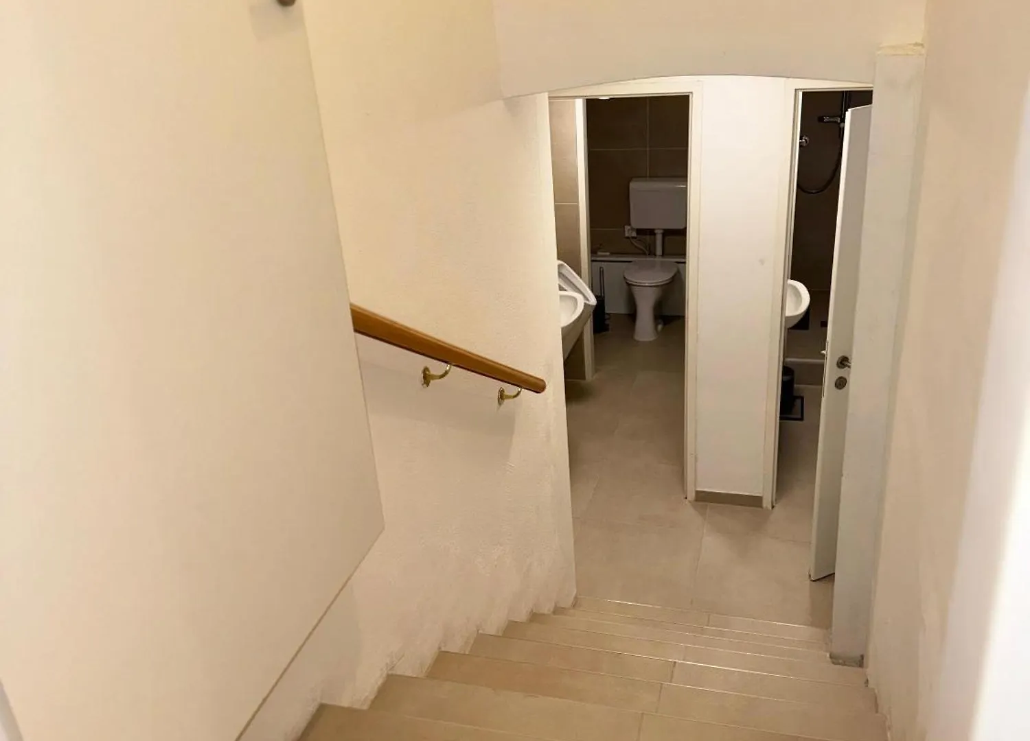 City Apartment Near Downtown 2 Грац